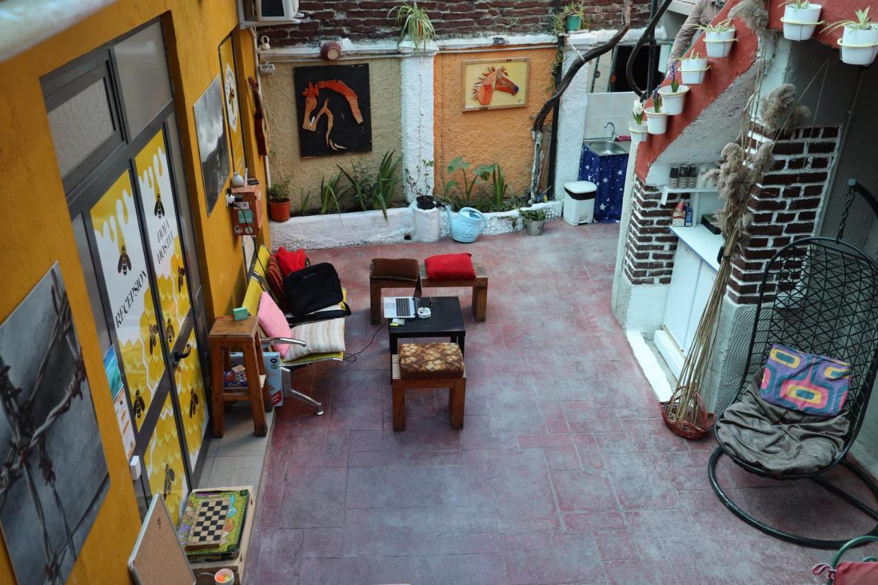 Hoja Hostel Тирана Экстерьер фото