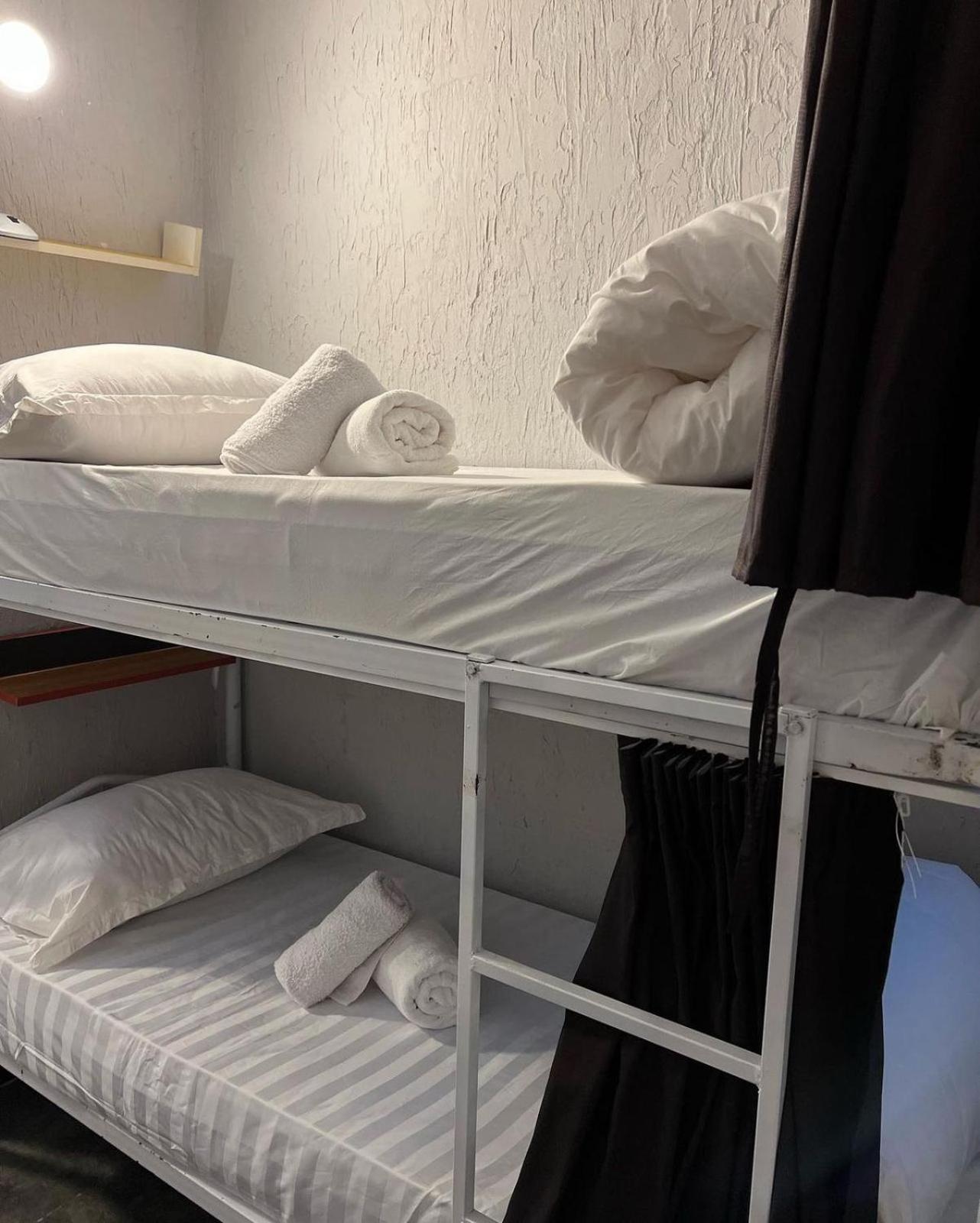 Hoja Hostel Тирана Экстерьер фото