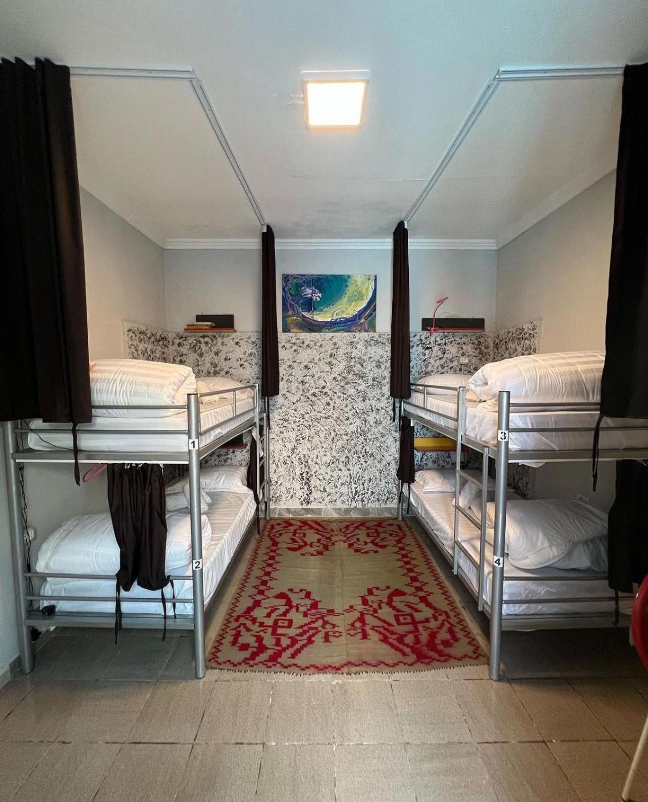 Hoja Hostel Тирана Экстерьер фото
